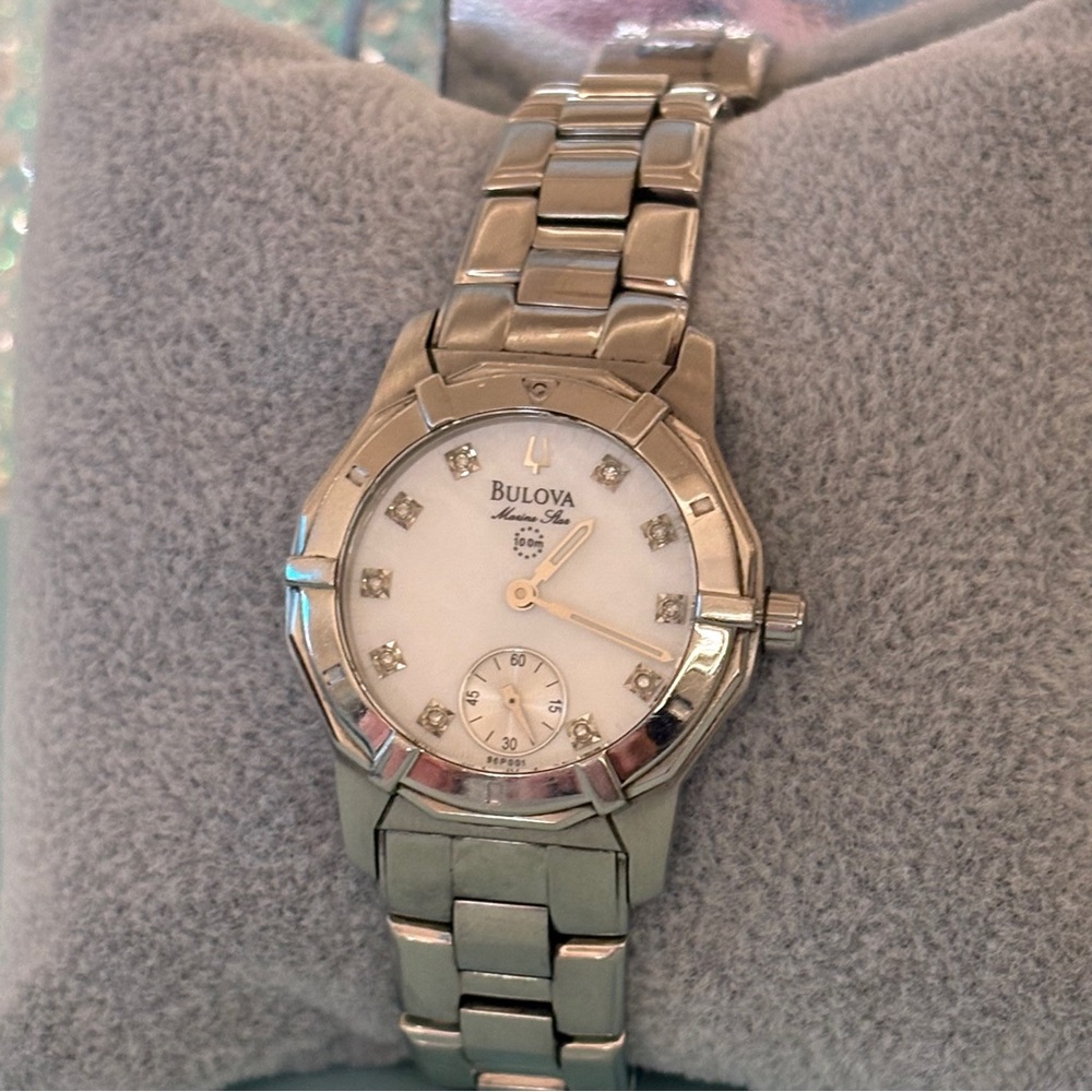 Vintage Bulova Marine Star Mother of Pearl Diamond Stainless Quartz Analog Watch